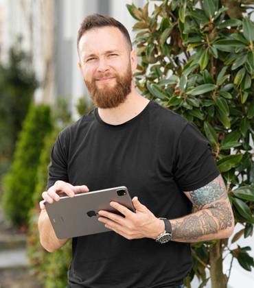 Oscar Mikols, OM Hospitality | Cannabis Business Insights | Top Hospitality Marketing Company